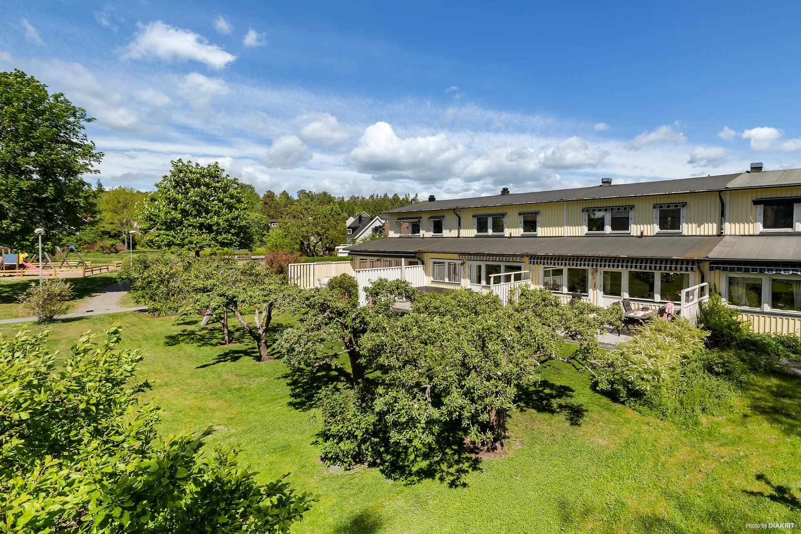 Radhus, Palissadgränd 34, Skarpäng, Täby
