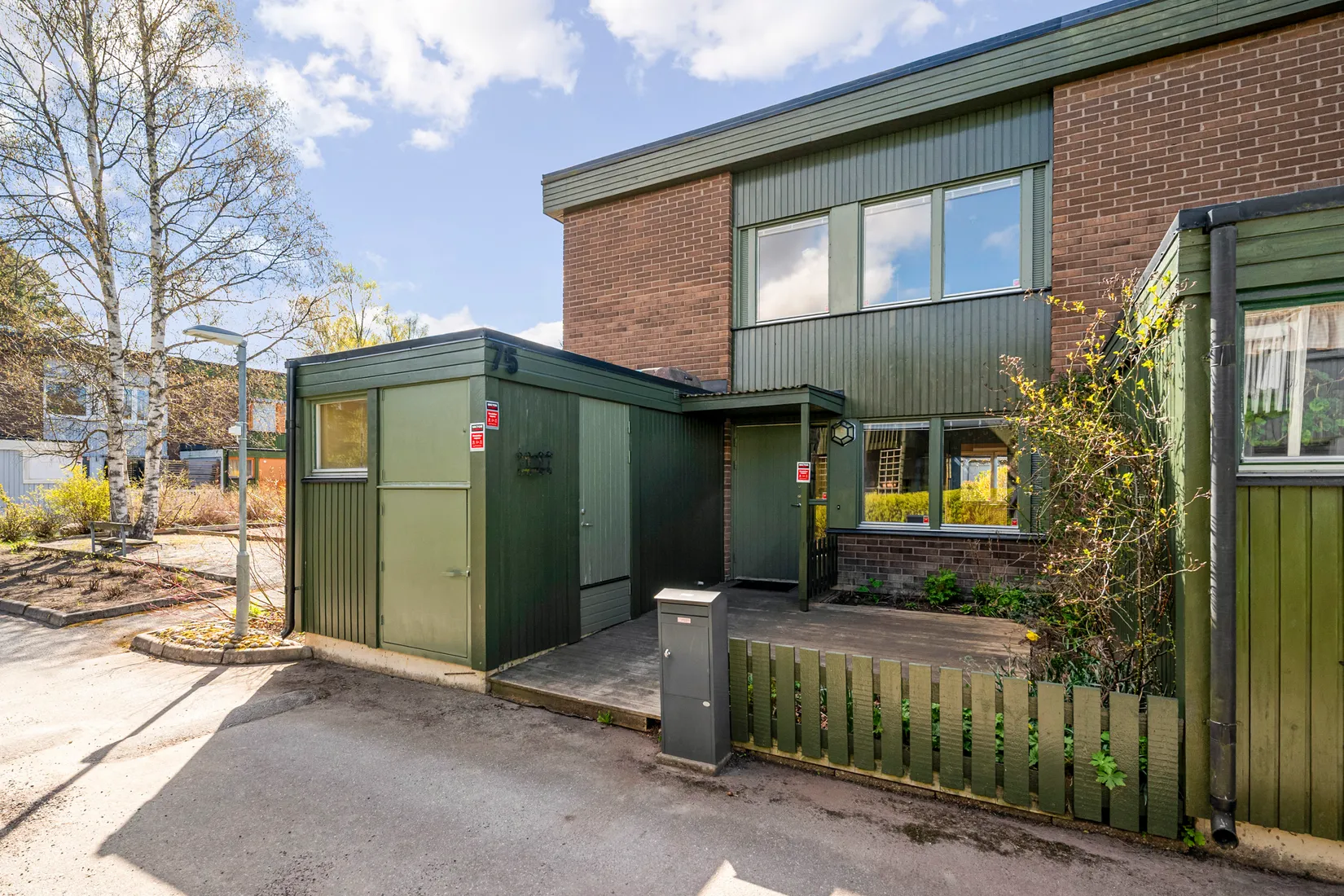 Villa, Radhus, Björnskogsgränd 75, Kälvesta, Stockholm