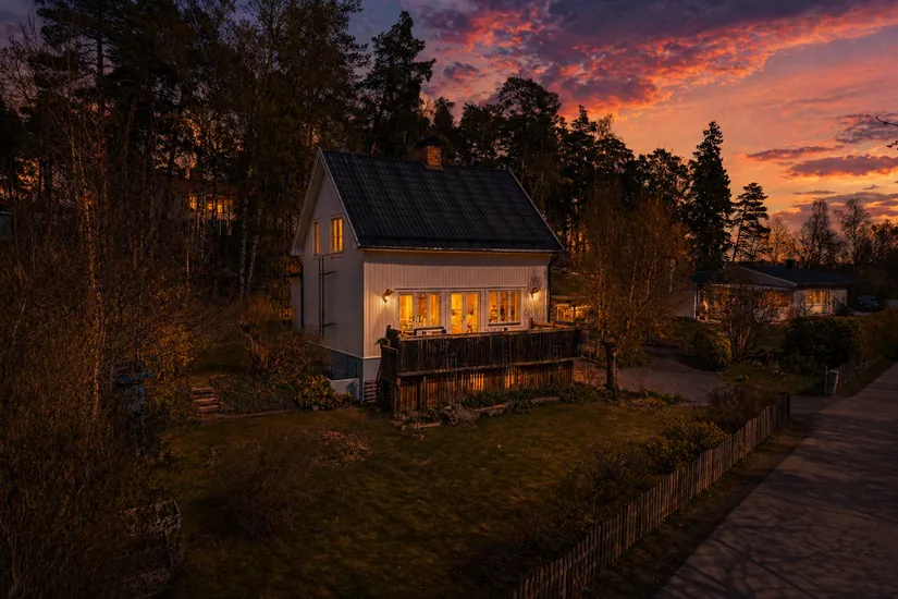 Villa, Solvägen 4, Centralt/Folkparksområdet, Upplands Väsby