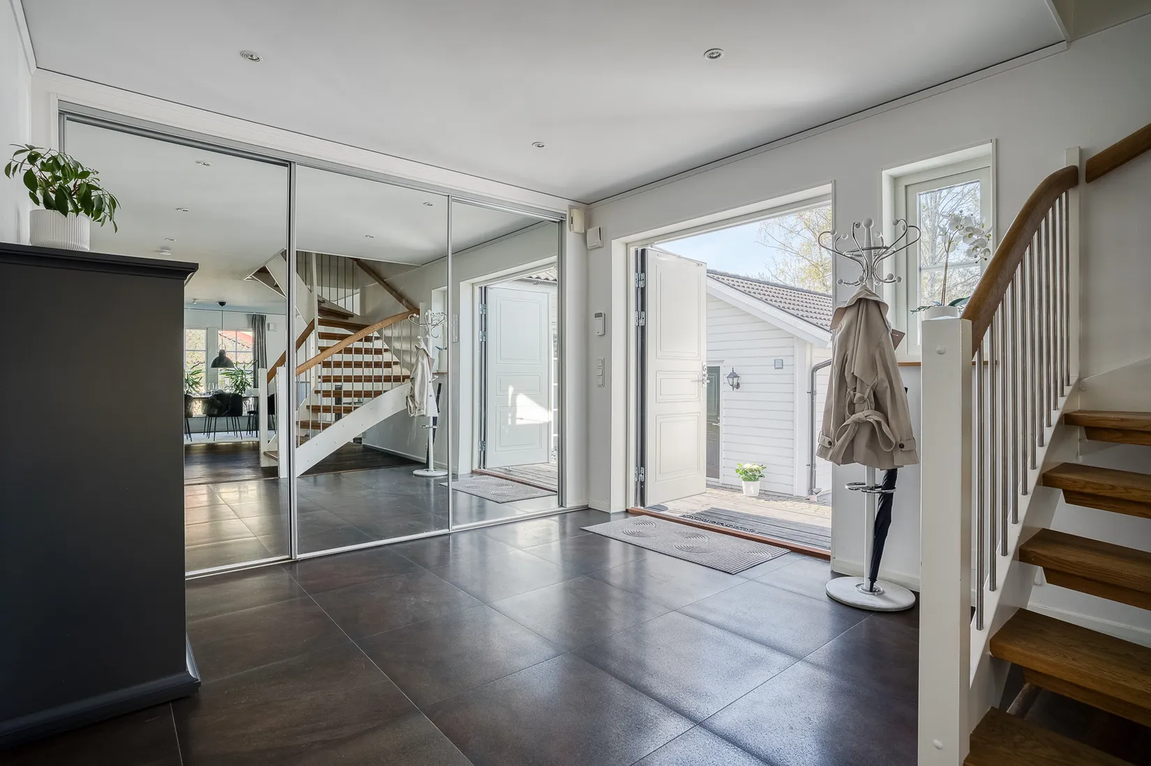 Villa, Rödbosundsvägen 33B, Margretelund, Österåker