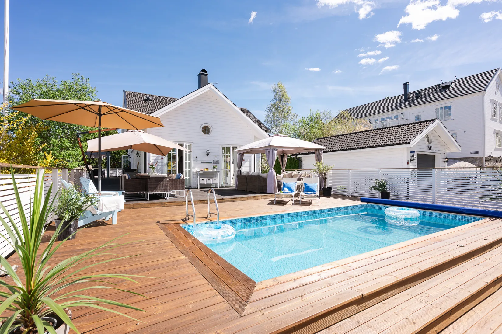 Villa, Rödbosundsvägen 33B, Margretelund, Österåker