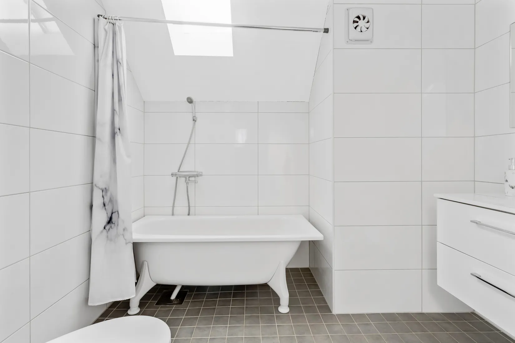 Villa, Kärrhöksvägen 2, Tumba - Skäcklinge, Botkyrka