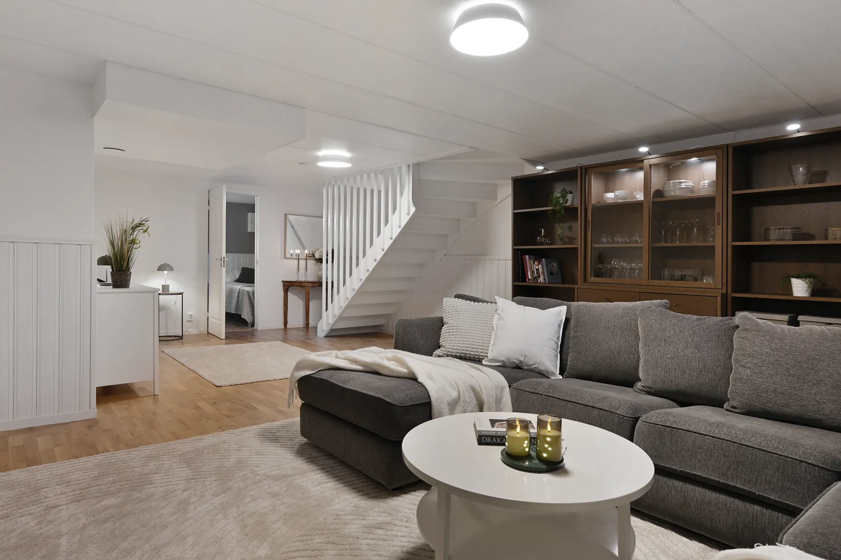 Radhus, Östergökssvängen 8, Nälsta, Stockholm