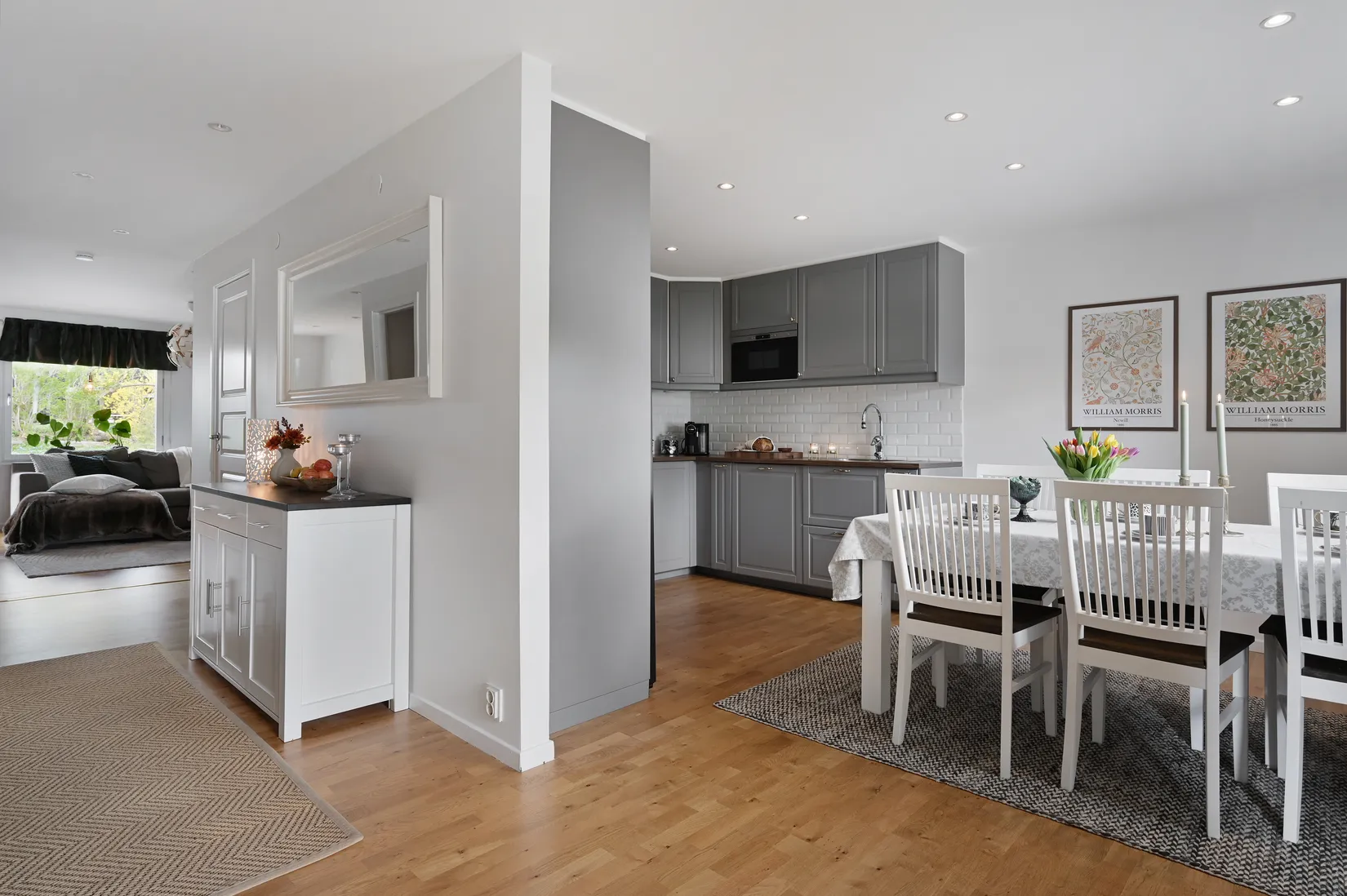 Radhus, Östergökssvängen 8, Nälsta, Stockholm