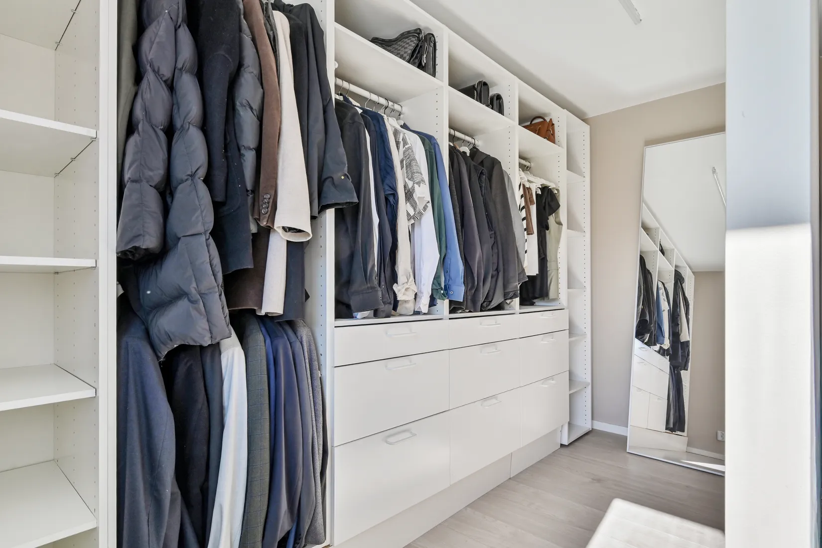 Bostadsrätt, Radhus, Vålbergavägen 173, Barkarby, Järfälla