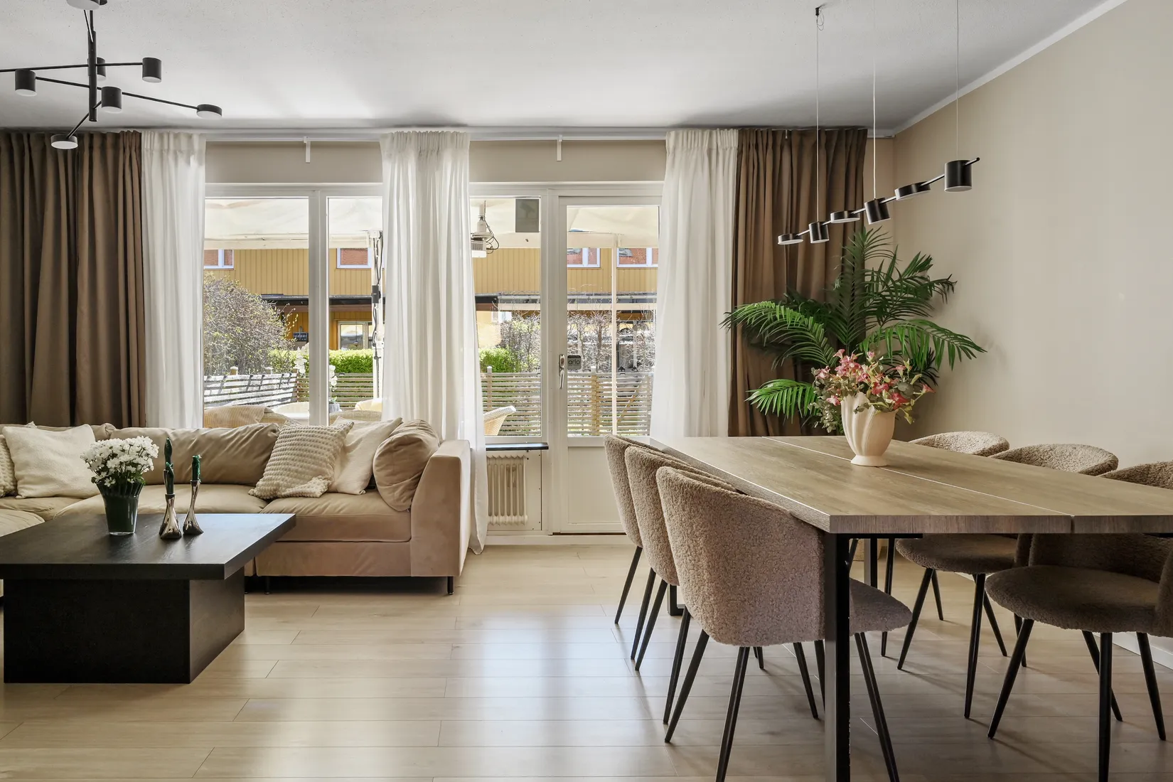 Bostadsrätt, Radhus, Vålbergavägen 173, Barkarby, Järfälla