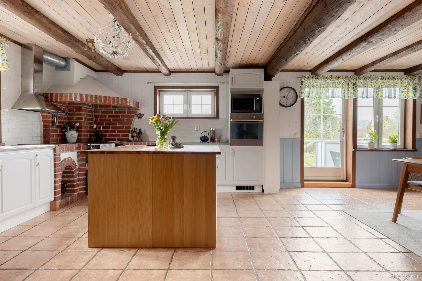 Villa, Husby-Sjutolfts-Nibble 2, Enköping