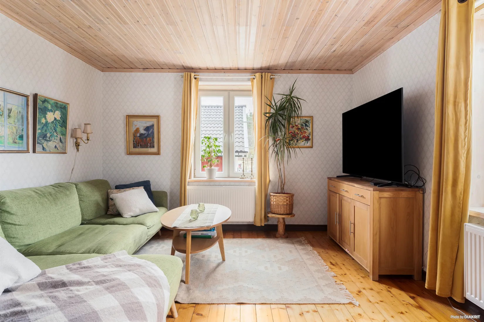 Villa, Husby-Sjutolfts-Nibble 2, Enköping