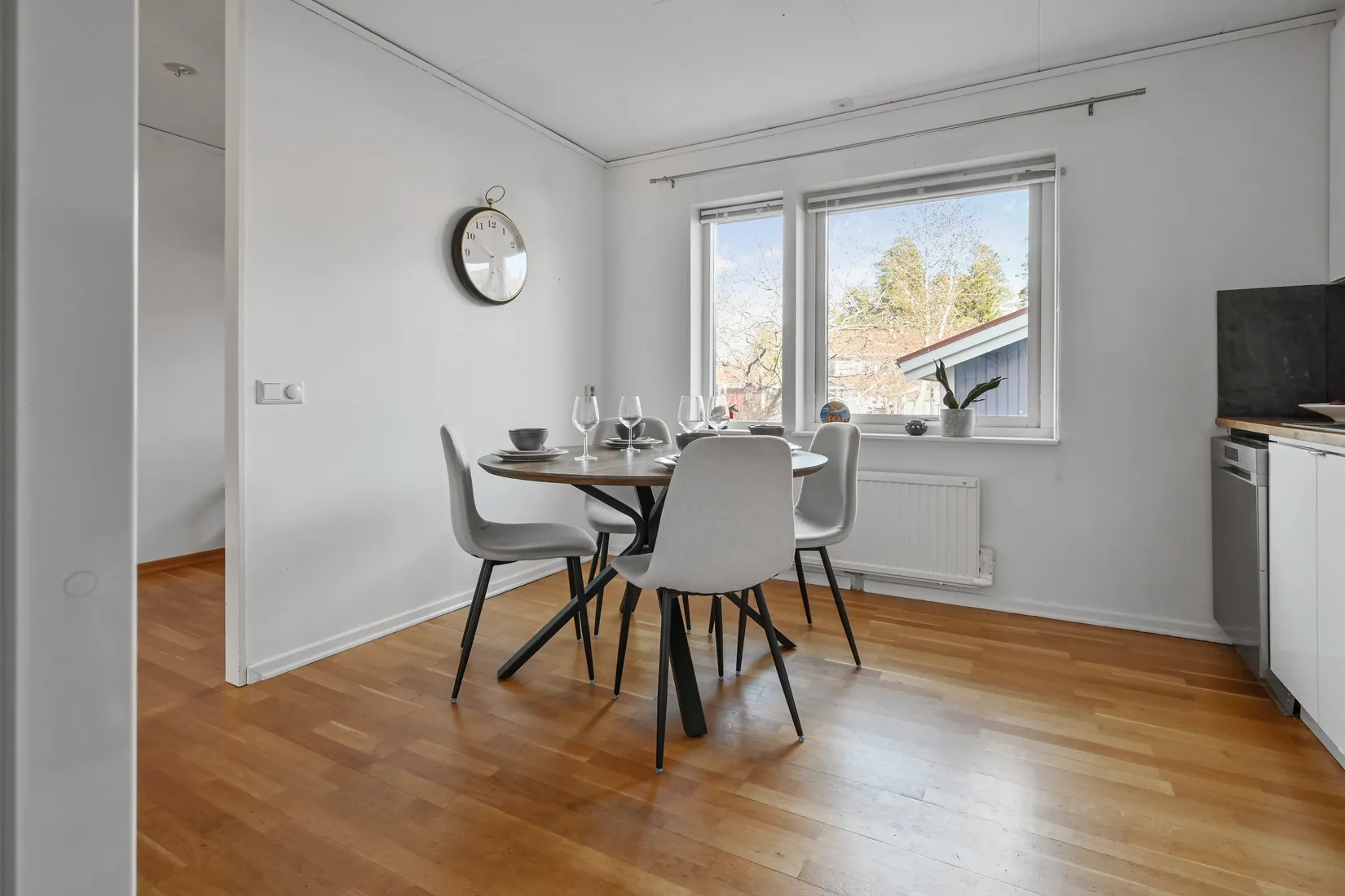 Bostadsrätt, Radhus, Otto bondes väg 10, Margretelund, Österåker