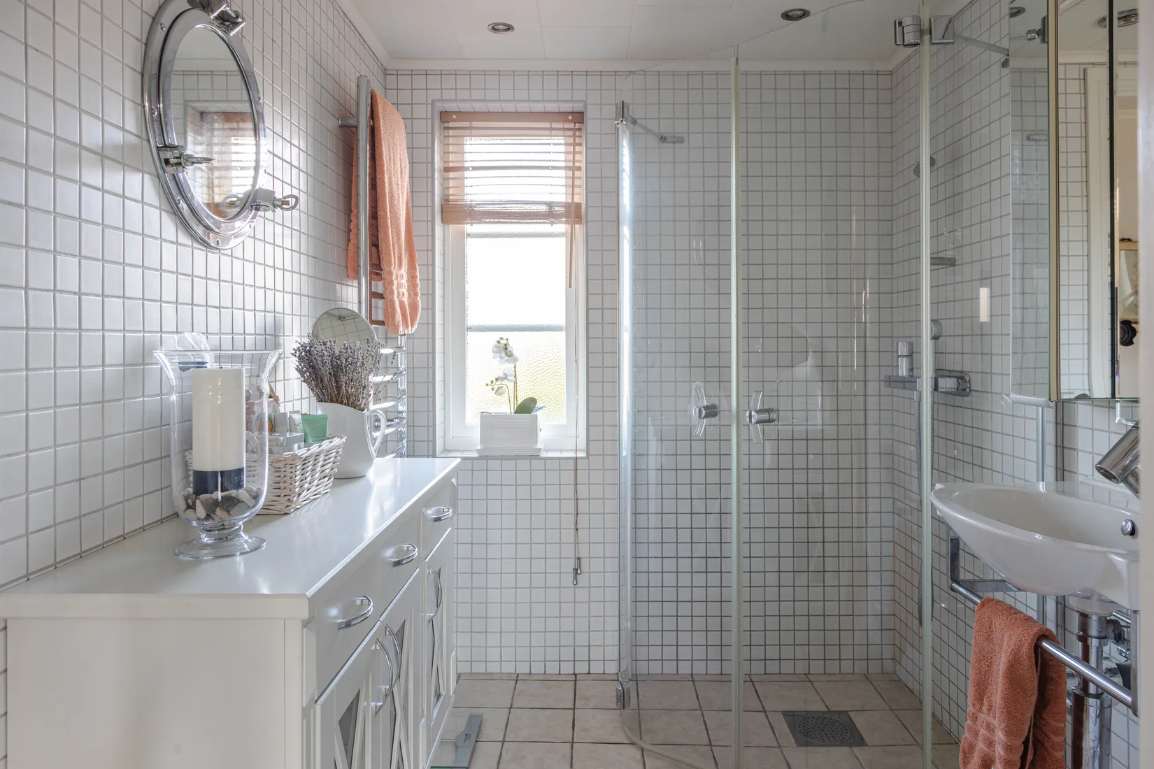 Villa, Ringblommevägen 13, Önsta Gryta, Västerås