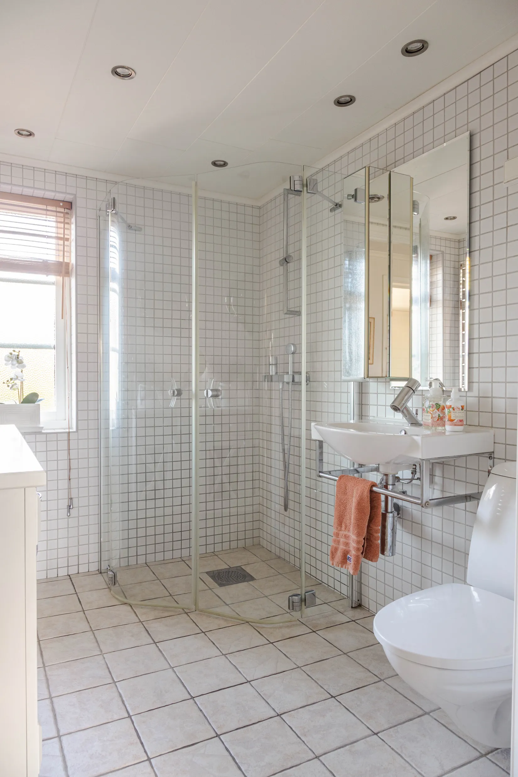 Villa, Ringblommevägen 13, Önsta Gryta, Västerås