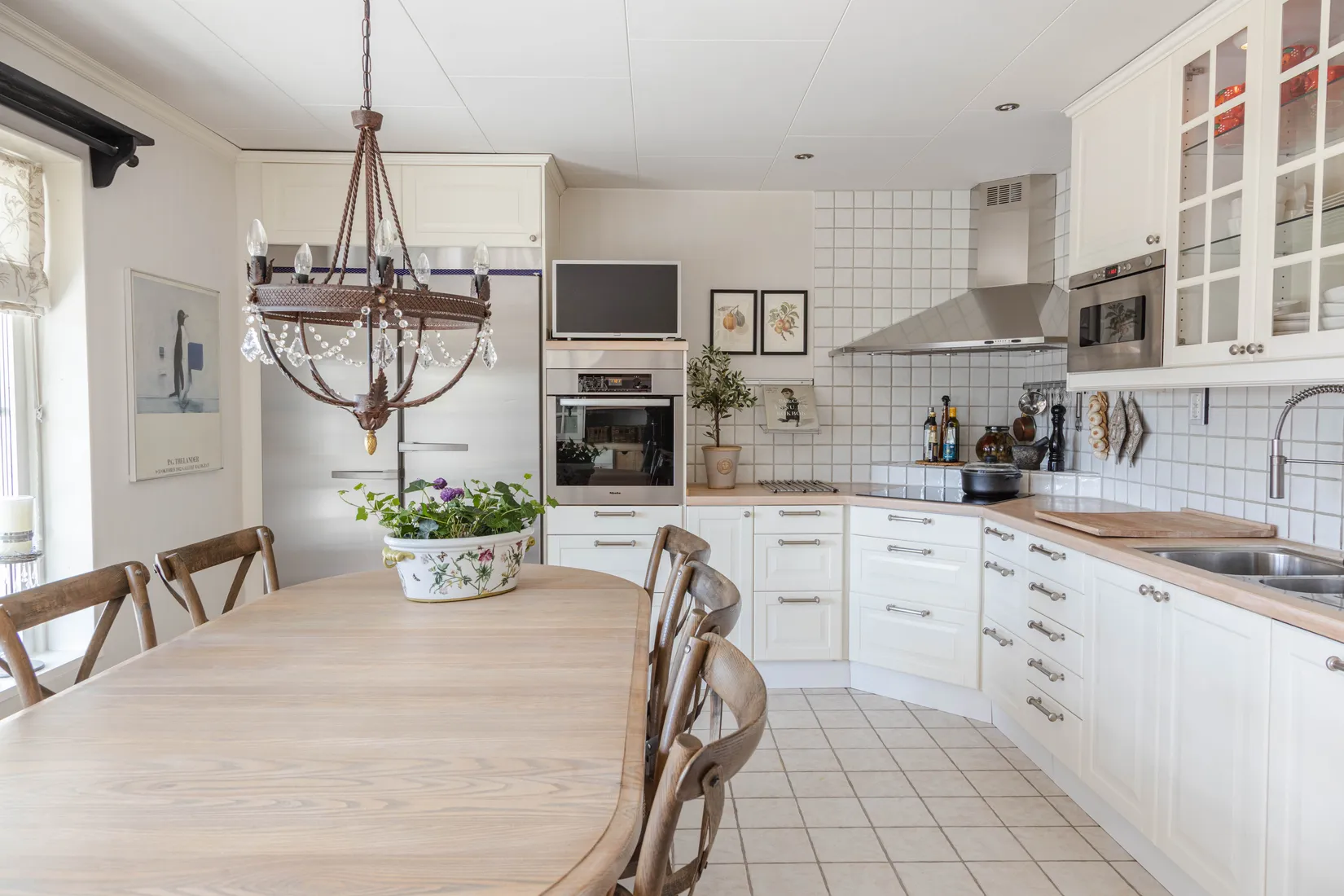 Villa, Ringblommevägen 13, Önsta Gryta, Västerås
