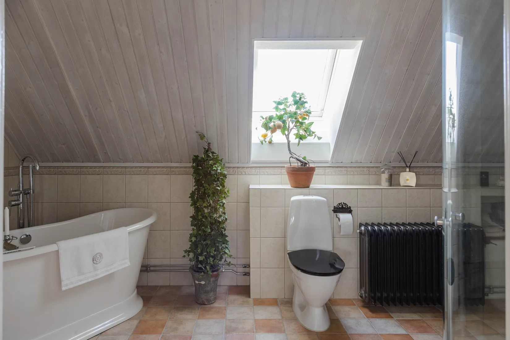 Villa, Ringblommevägen 13, Önsta Gryta, Västerås