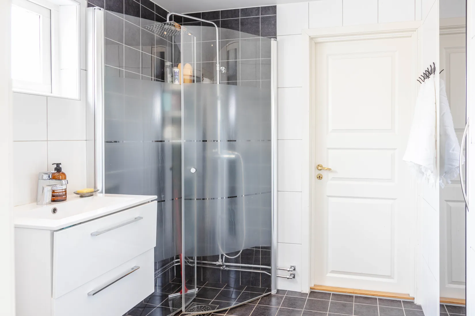 Villa, Sköldmyrvägen 21, Hökåsen, Västerås