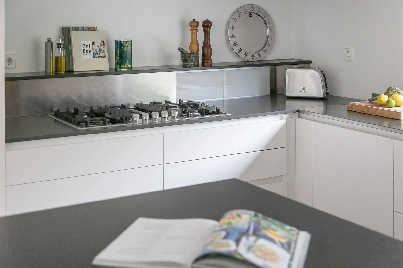 Villa, Hermelinsvägen 18B, Boo Gård, Nacka