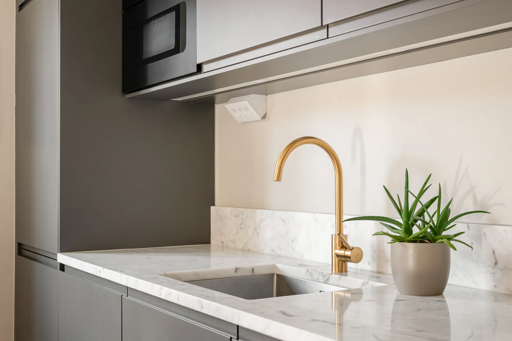 Bostadsrätt, Trädgårdsgatan 19, vån 4, Lilla Alby - Centrala Sundbyberg, Sundbyberg