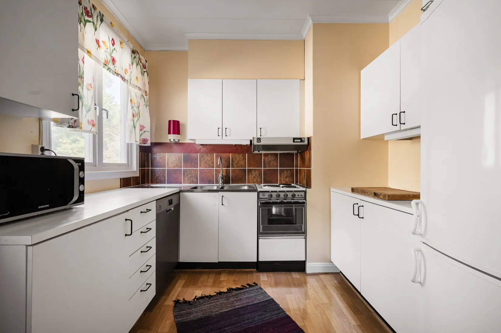 Radhus, Ålbrunnavägen 6, Upplands-Bro - Stora Ekeby, Upplands-Bro