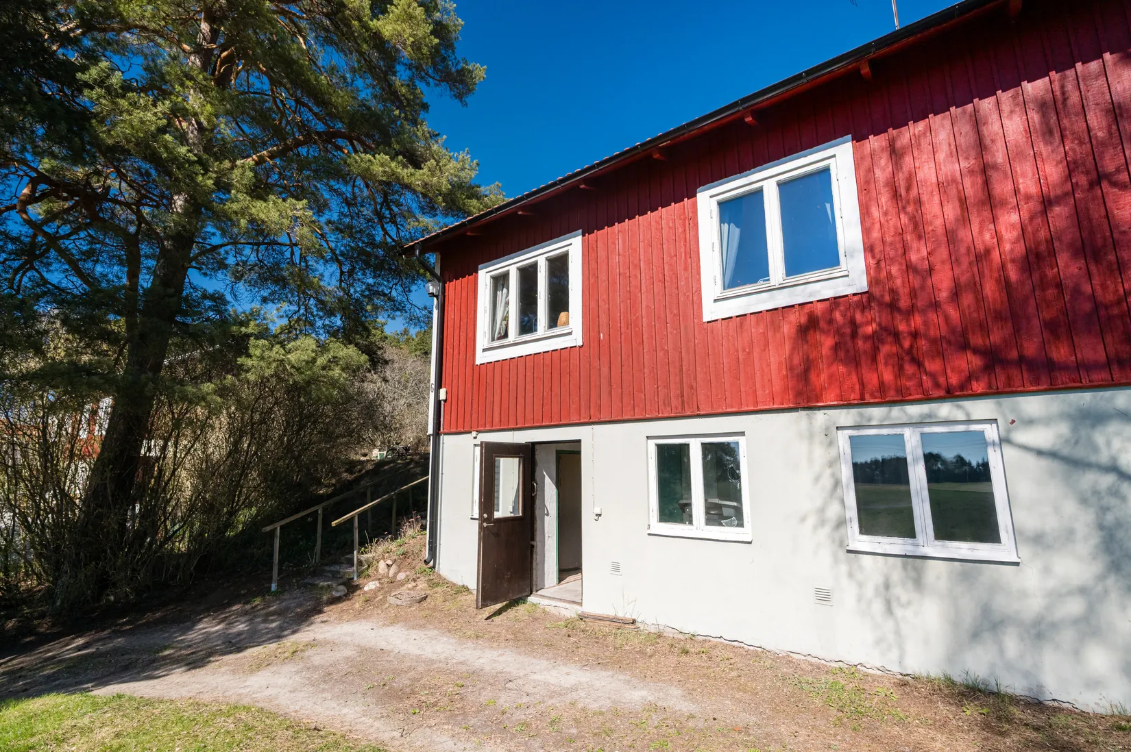 Radhus, Ålbrunnavägen 6, Upplands-Bro - Stora Ekeby, Upplands-Bro