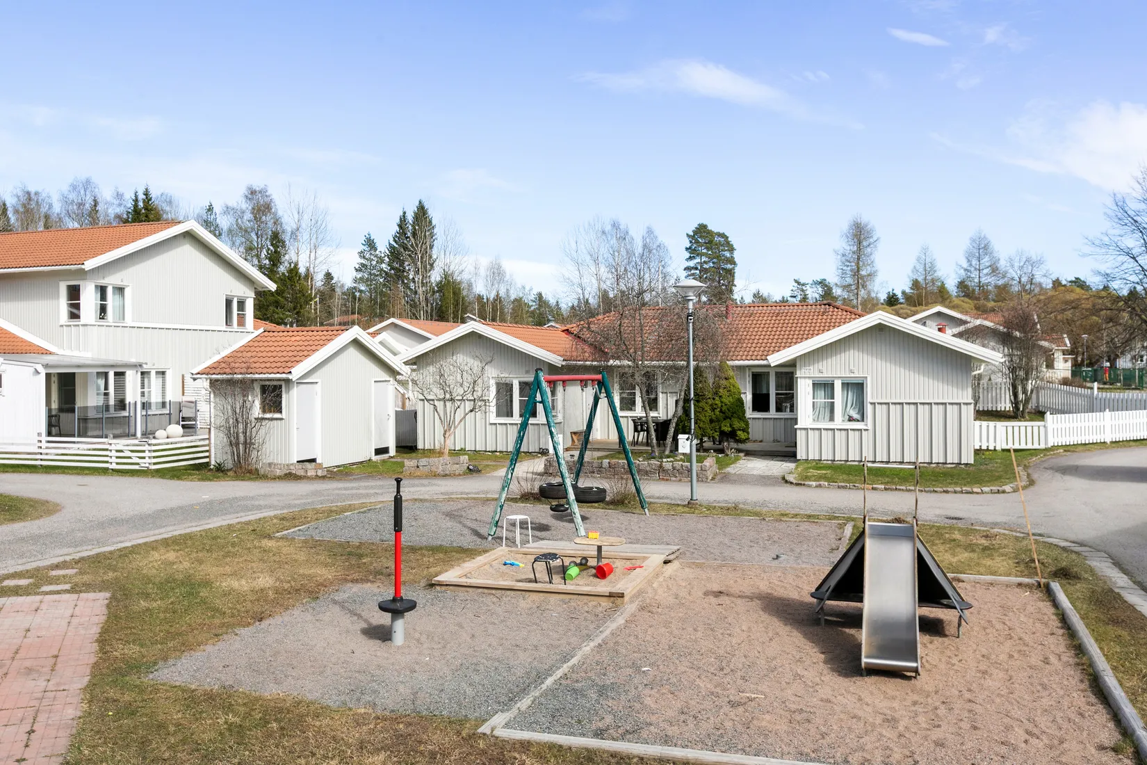 Radhus, Vinbärsvägen 195A, Sätra, Gävle