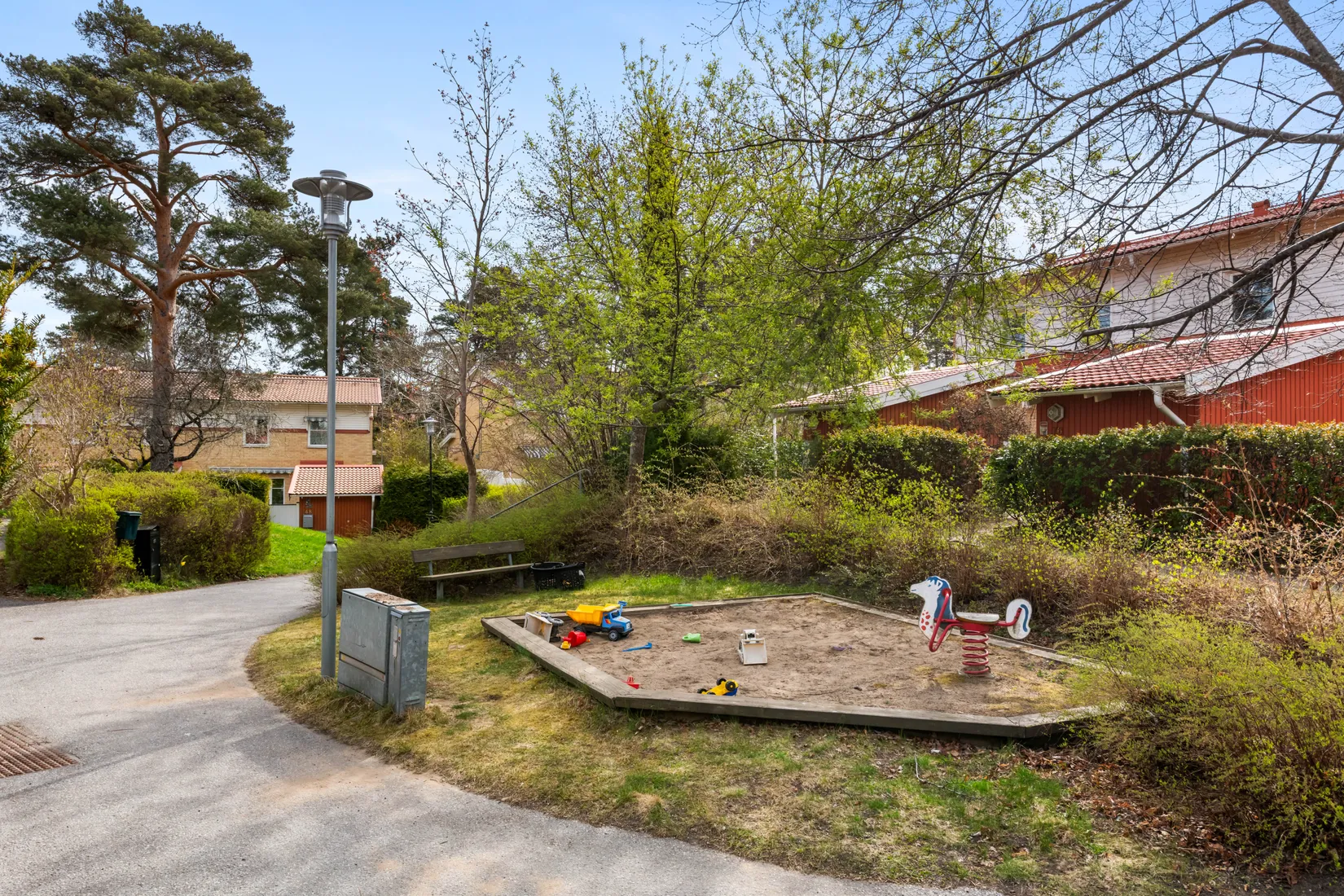 Villa, Radhus, Palmstruchs väg 64, Gribbylund, Täby