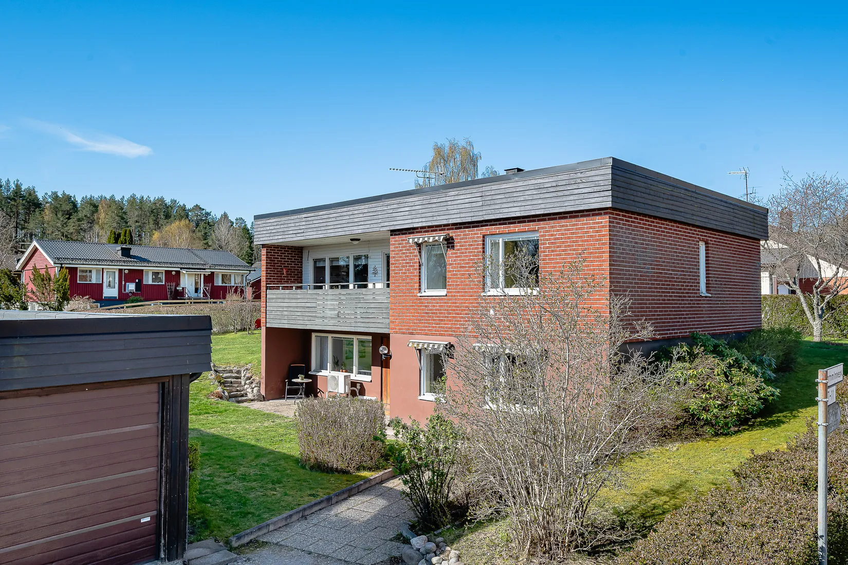 Villa, Fornminnesvägen 7, Dansut, Gnesta