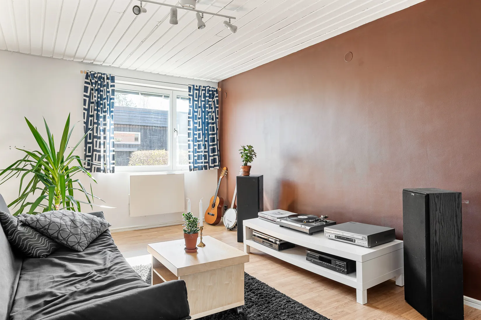 Villa, Fornminnesvägen 7, Dansut, Gnesta