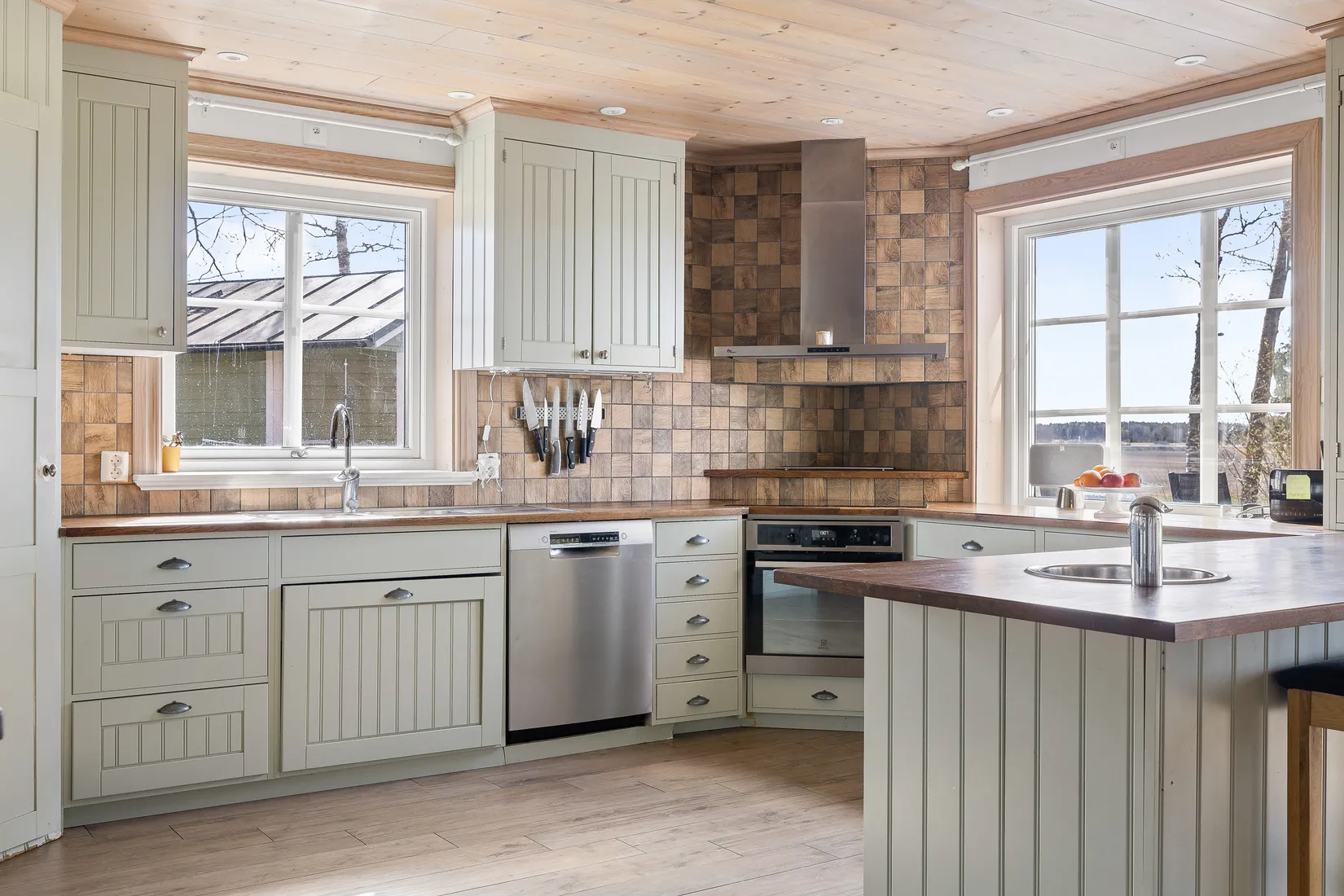 Villa, Enköping Kävra 25, Rekasta, Enköping