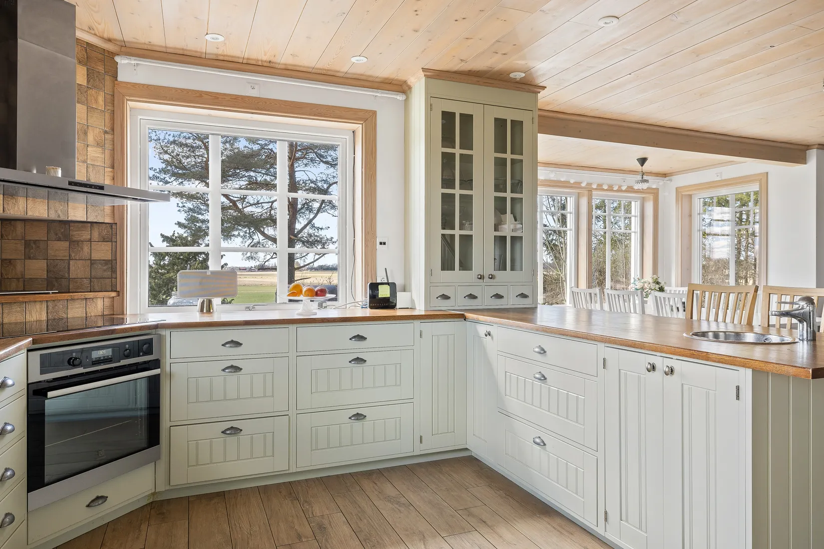 Villa, Enköping Kävra 25, Rekasta, Enköping