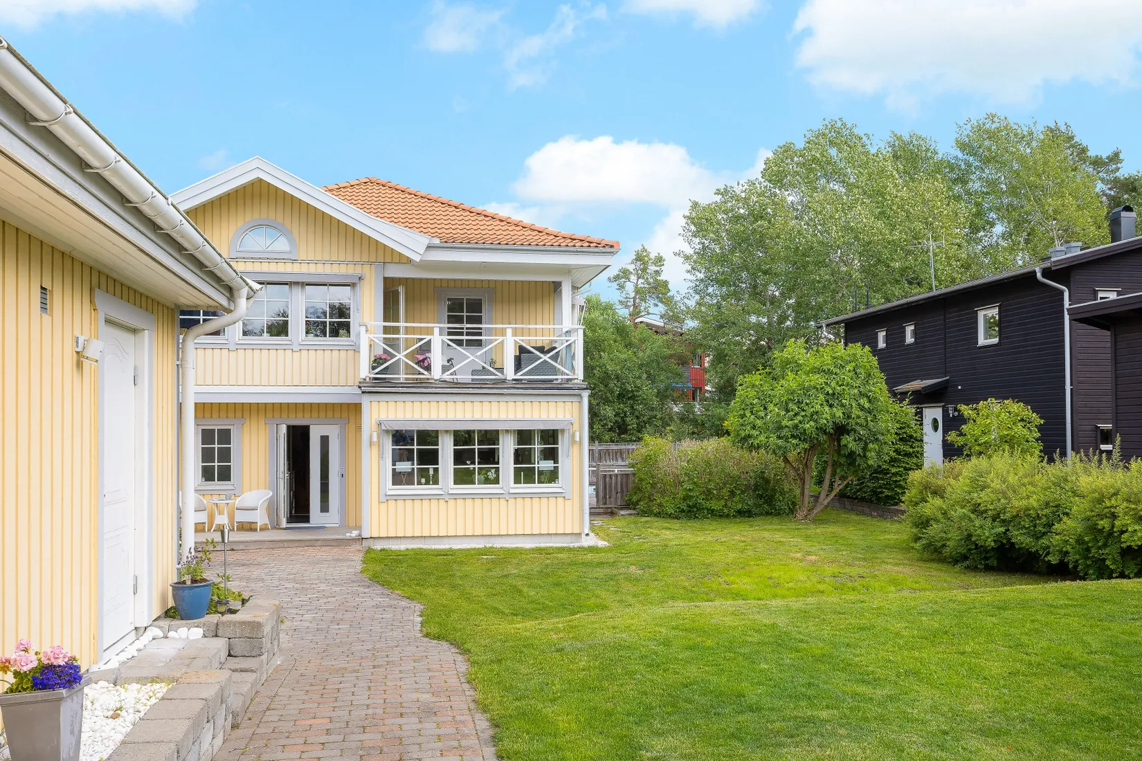 Villa, Krokivägen 12, Viksjö Hummelmora, Järfälla