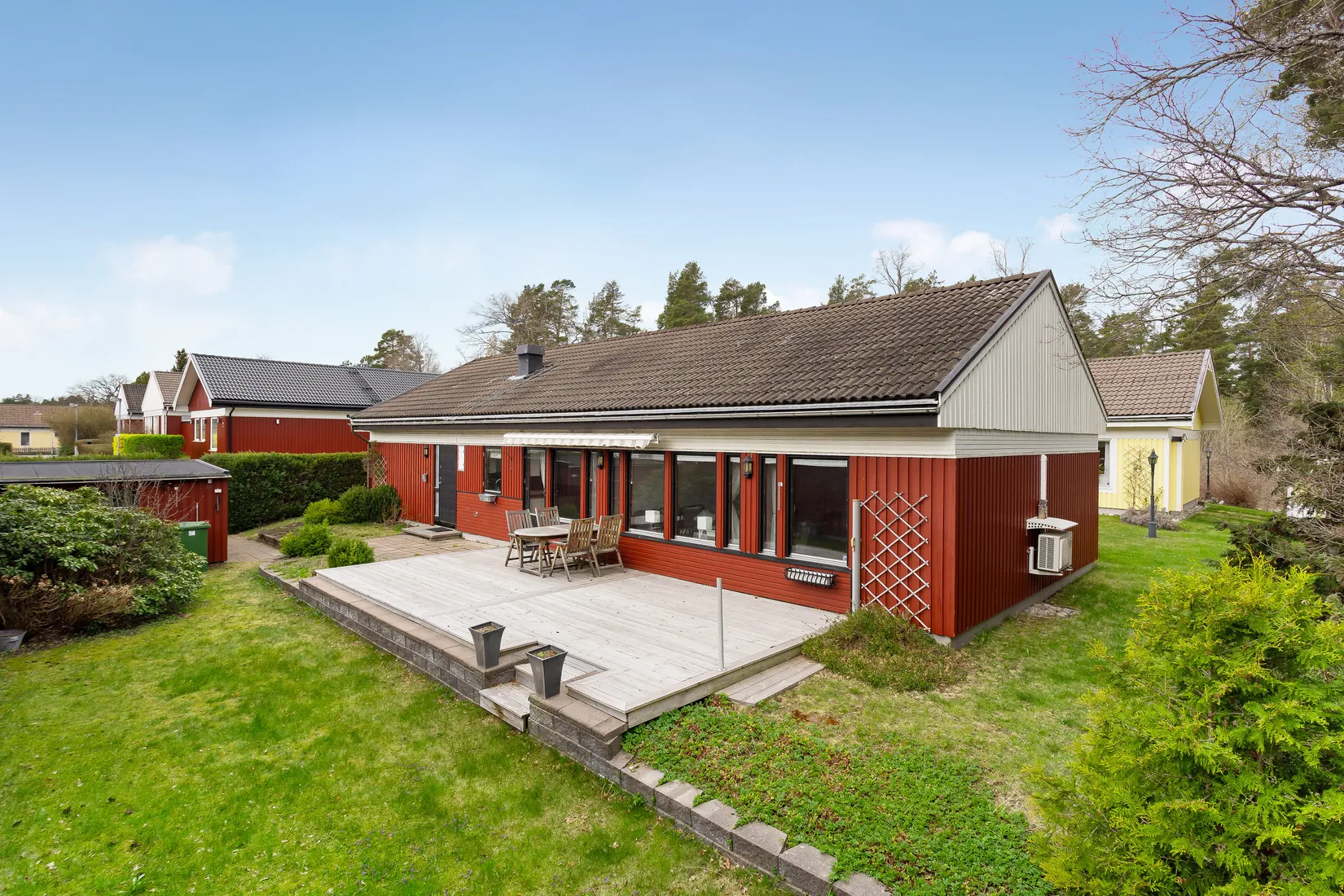 Villa, Bondegränd 9, Viksjö, Järfälla