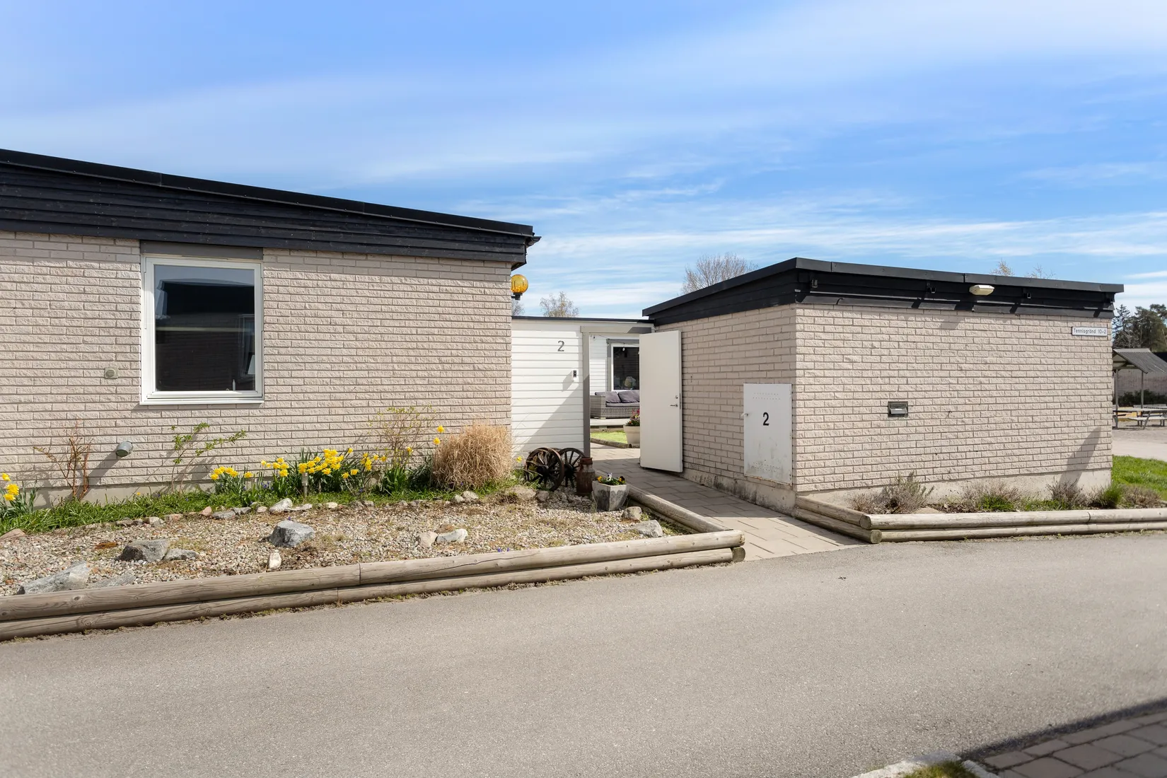 Villa, Radhus, Tennisgränd 2, Träkvista, Ekerö