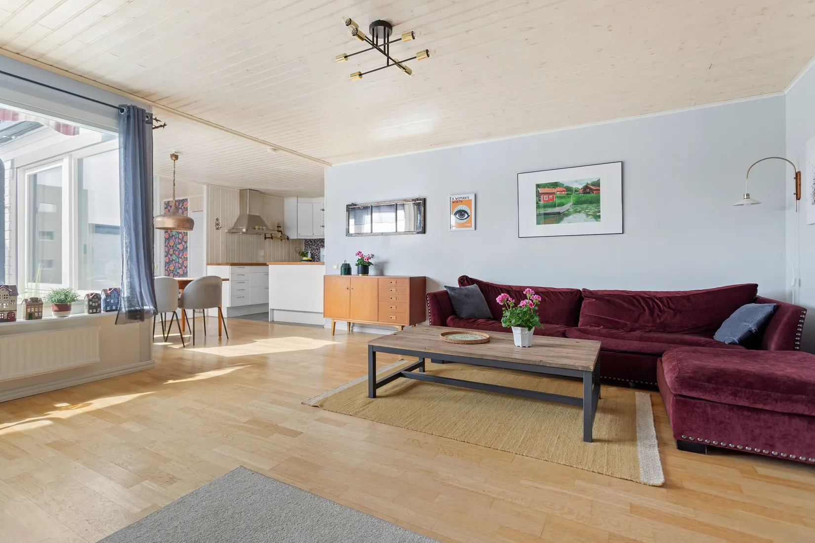 Villa, Radhus, Tennisgränd 2, Träkvista, Ekerö