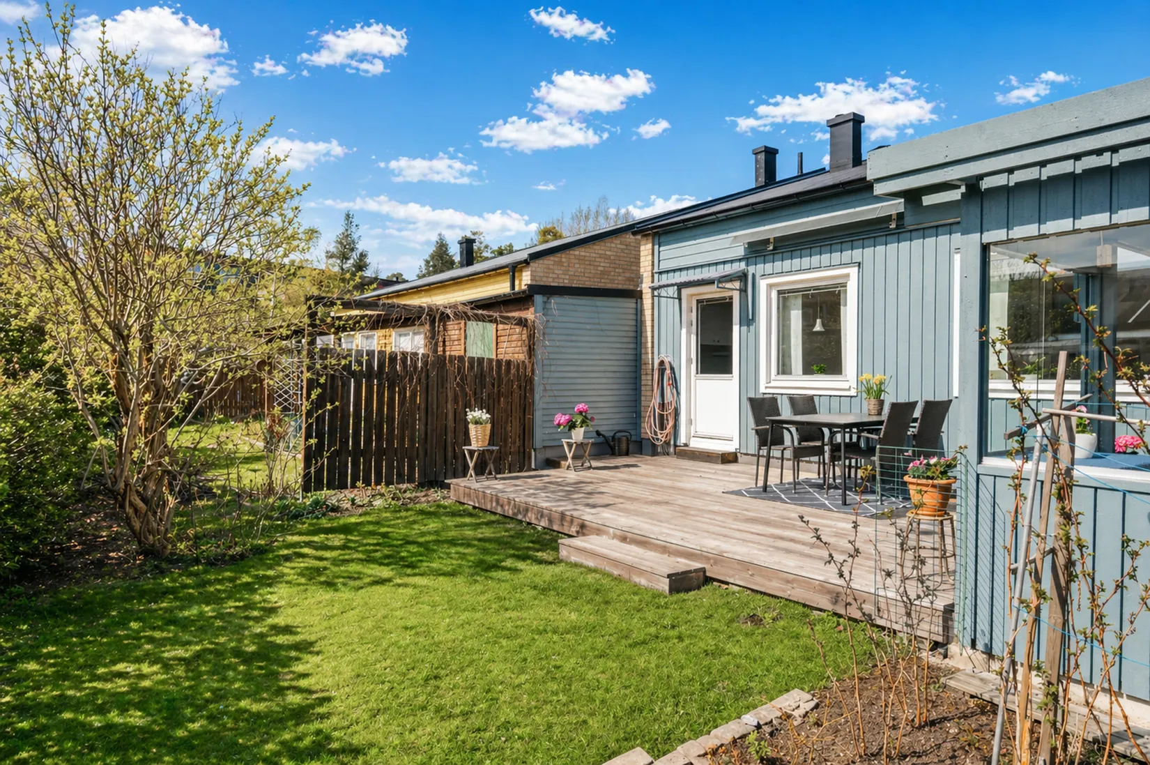 Villa, Radhus, Tumultgränd 49, Vällingby - Kälvesta, Stockholm