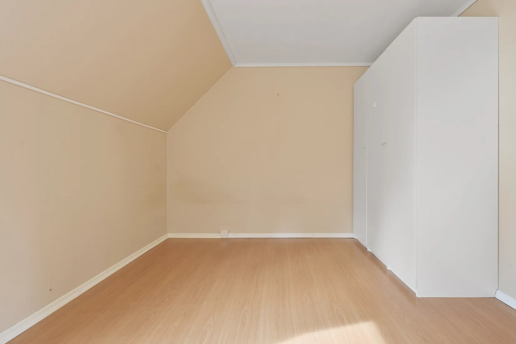 Villa, Radhus, Runbyvägen 36, Runby, Upplands Väsby