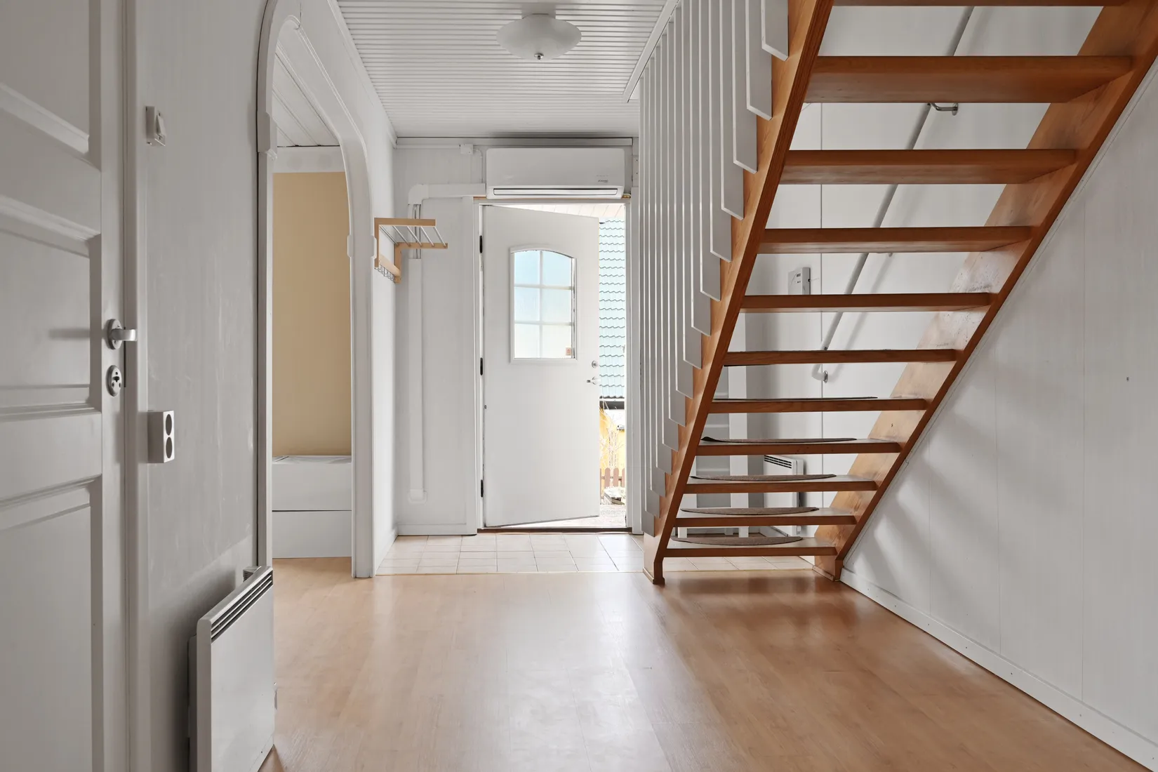 Villa, Radhus, Runbyvägen 36, Runby, Upplands Väsby