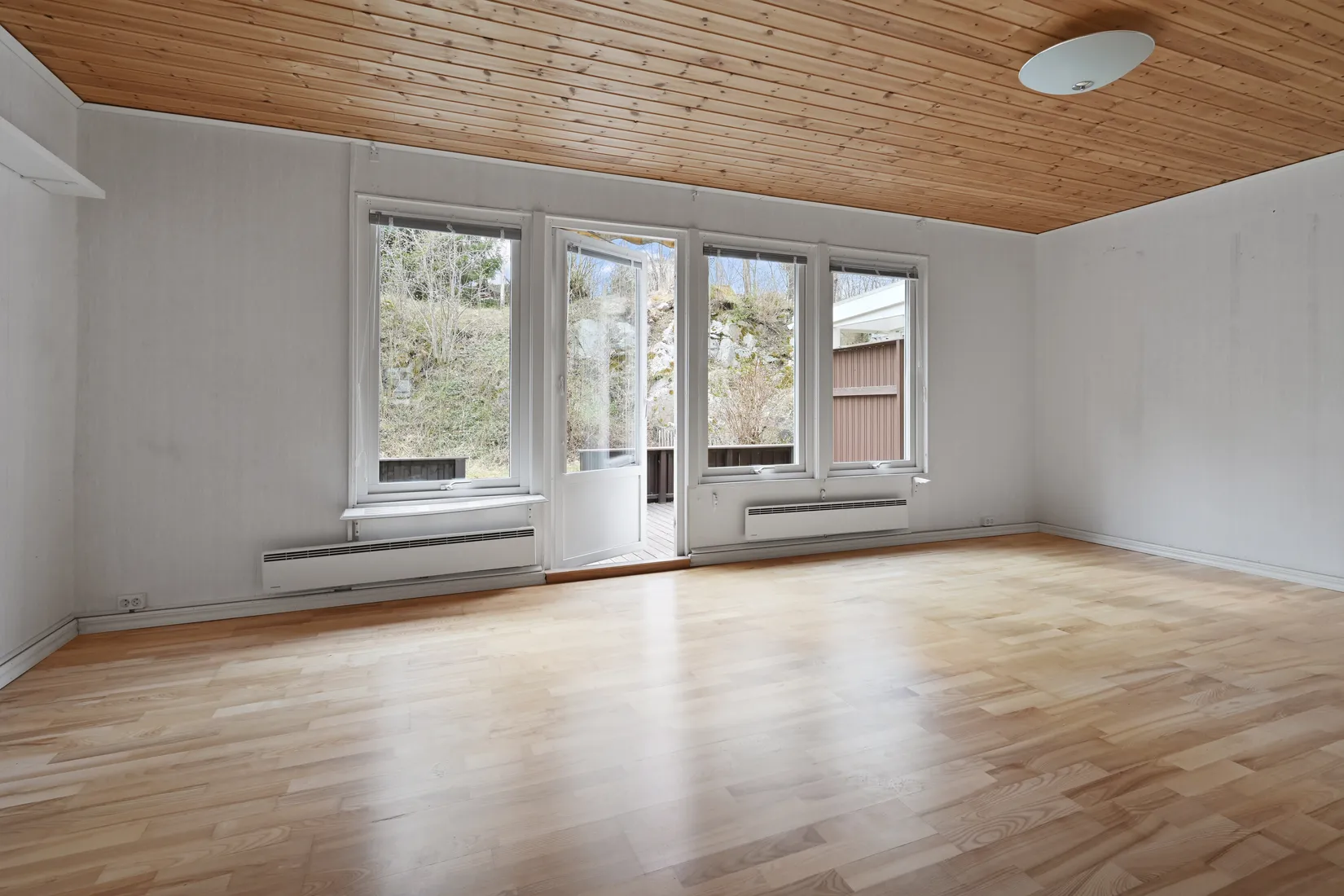Villa, Radhus, Runbyvägen 36, Runby, Upplands Väsby