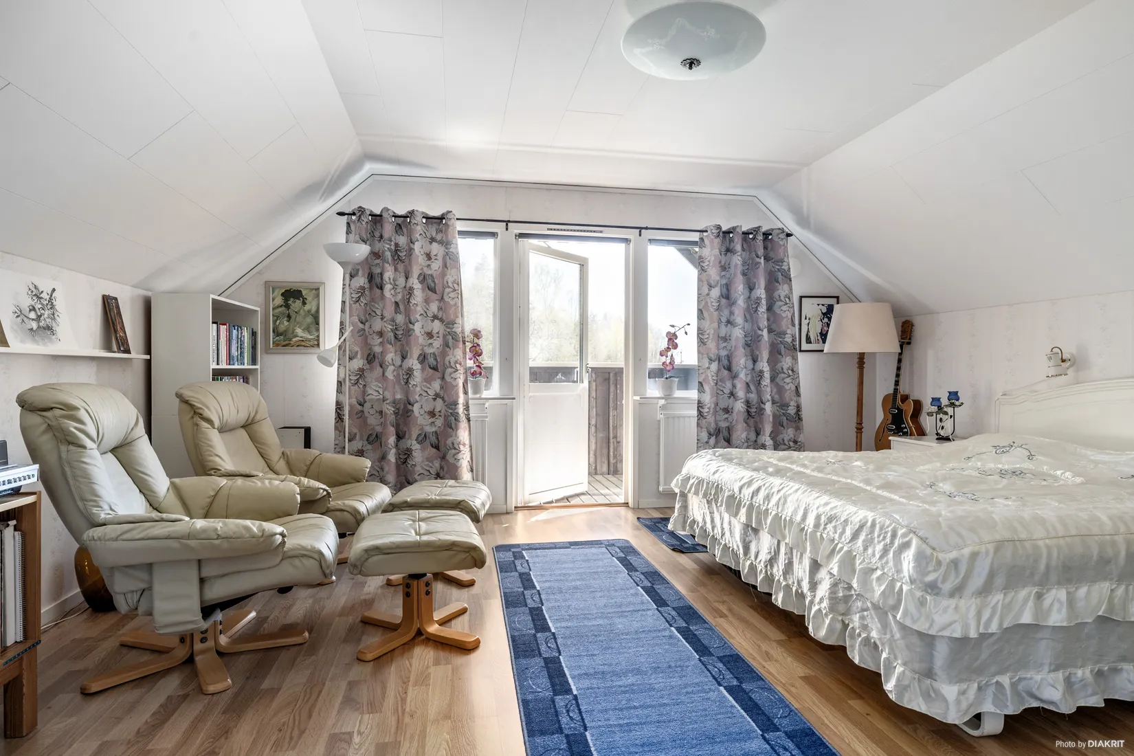 Villa, Takan 946, Vänersborg