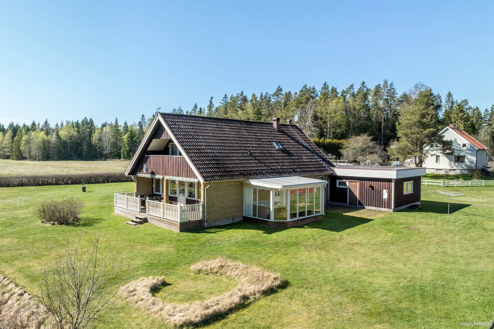 Villa, Takan 946, Vänersborg