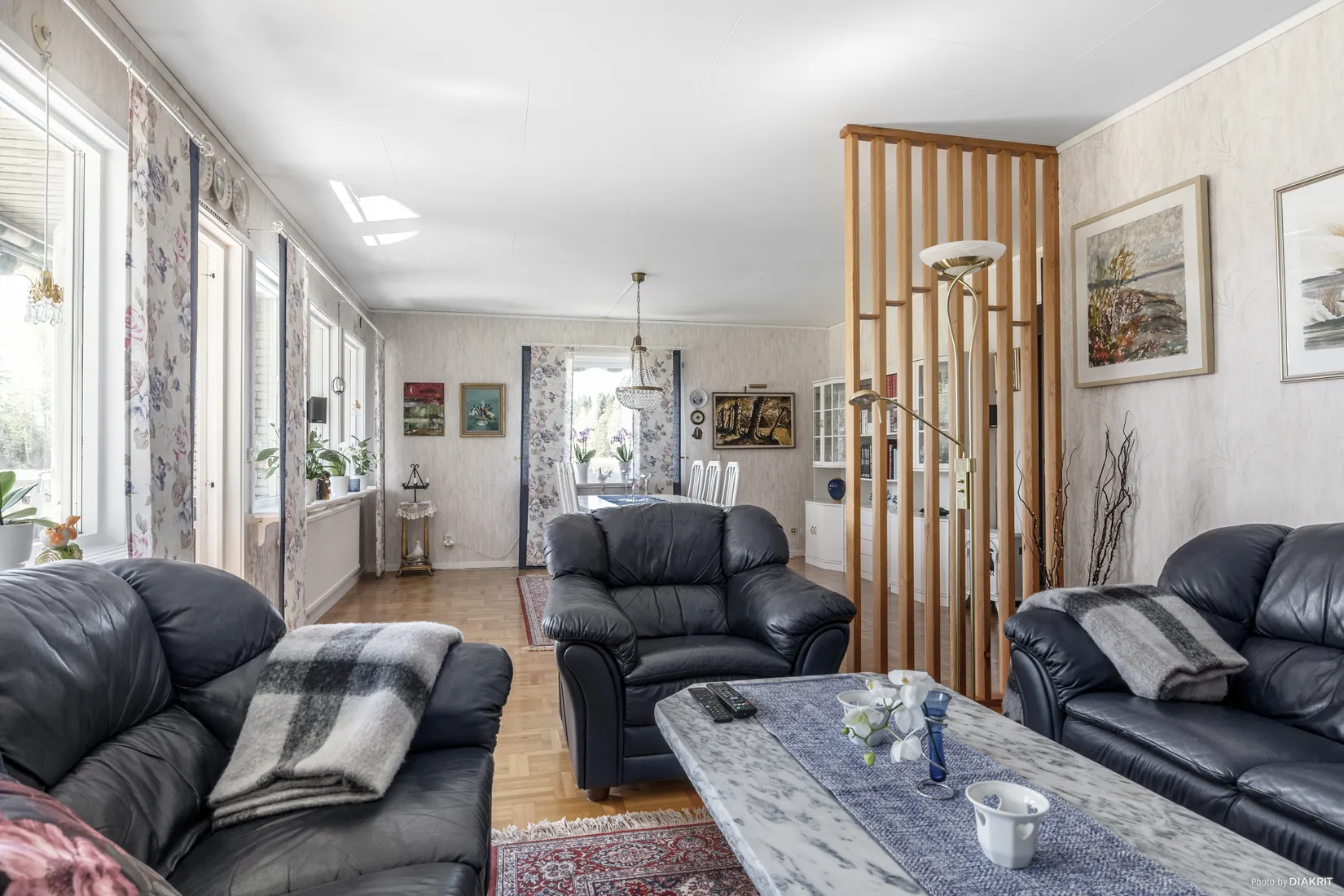 Villa, Takan 946, Vänersborg