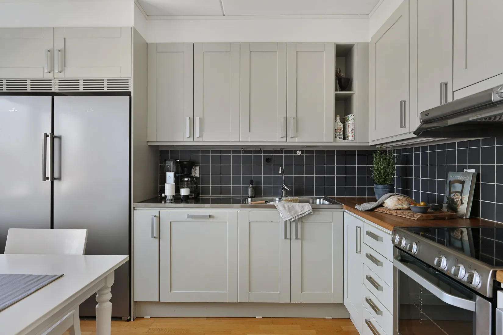Bostadsrätt, Fyrvaktarkroken 42 vån 6/6, Enskede - Blåsut, Stockholm