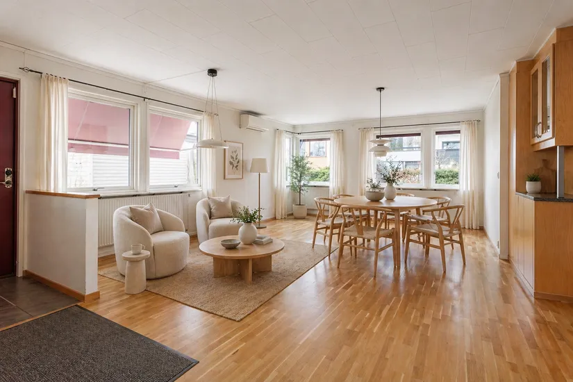 Villa, Radhus, Albert Engströms väg 22, Bymarken, Jönköping
