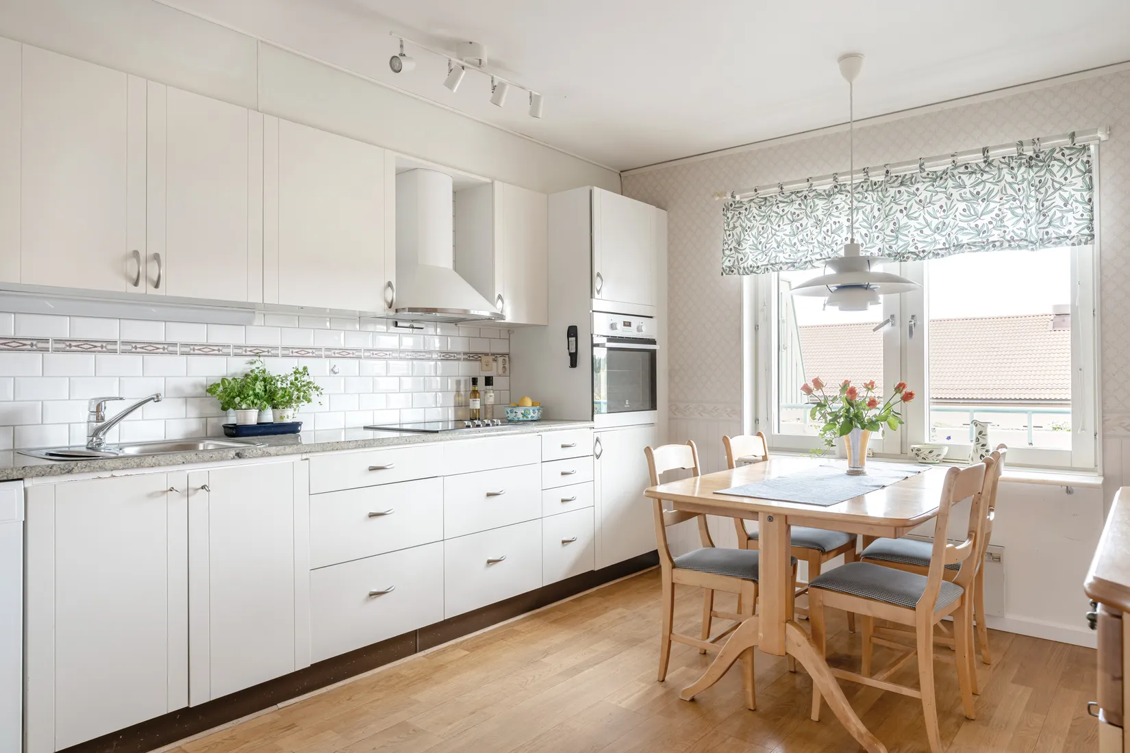 Bostadsrätt, Kabeluddsvägen 14, Gribbylund, Täby