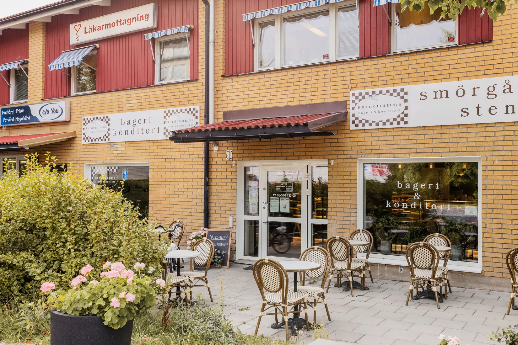 Villa, Holmfrids väg 6, Täby Kyrkby, Täby