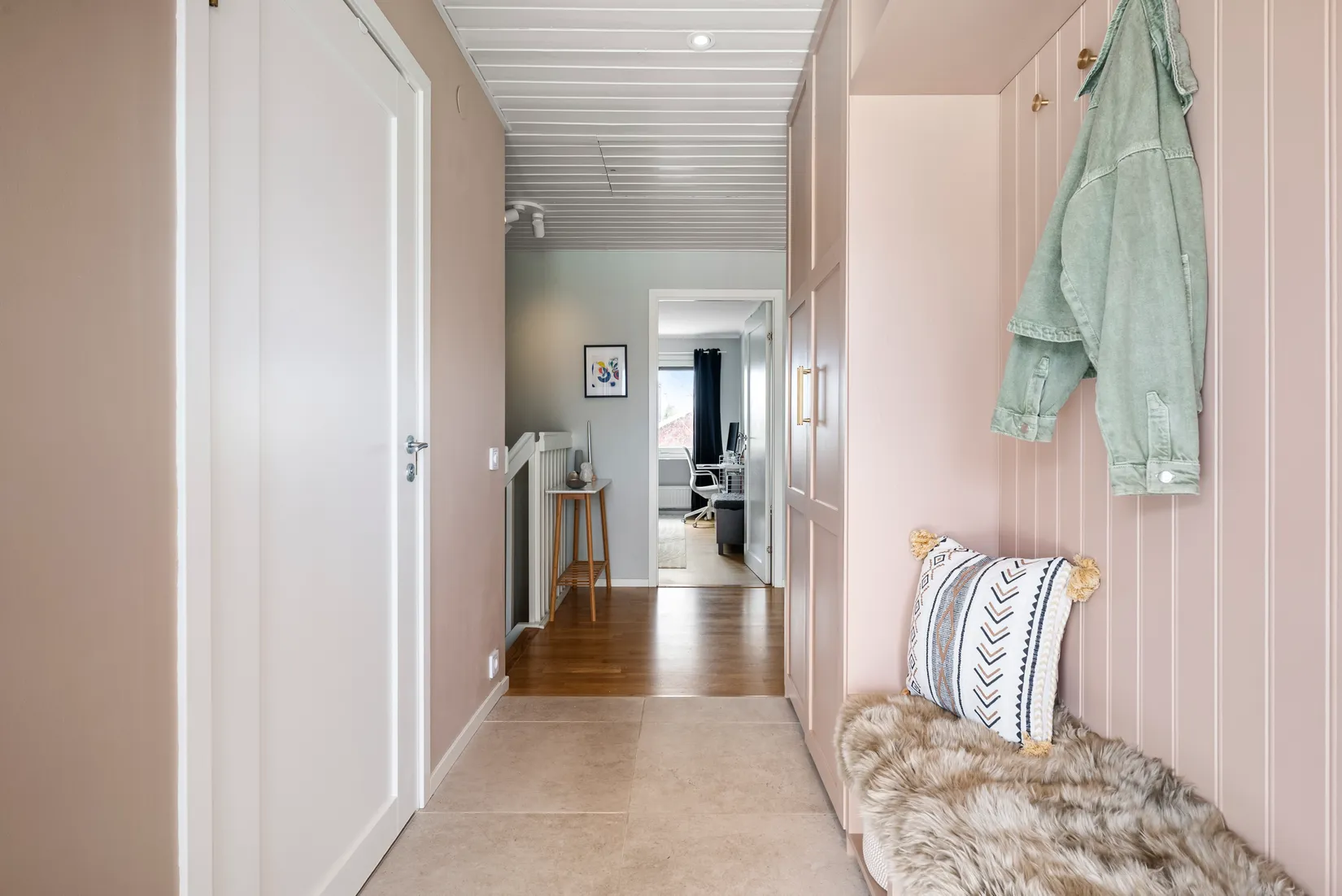 Villa, Radhus, Torplyckegränd 100, Vinsta, Stockholm