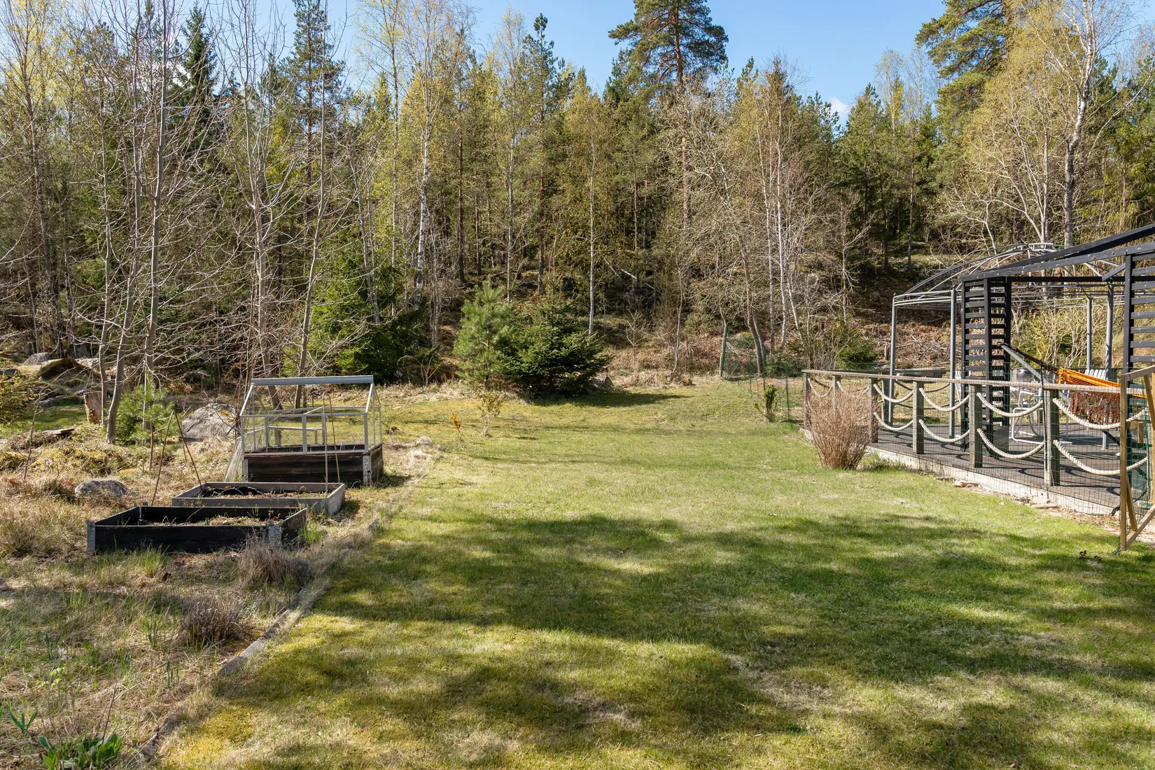 Villa, Rörsångarvägen 12, Håbo