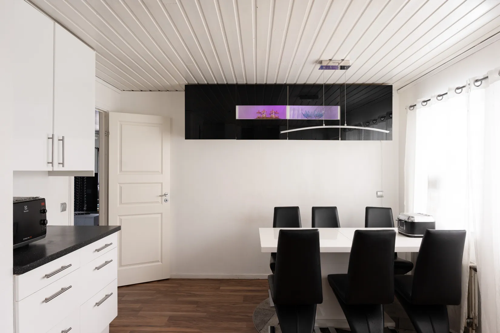 Villa, Tekoppsgatan 6, Skälby, Västerås