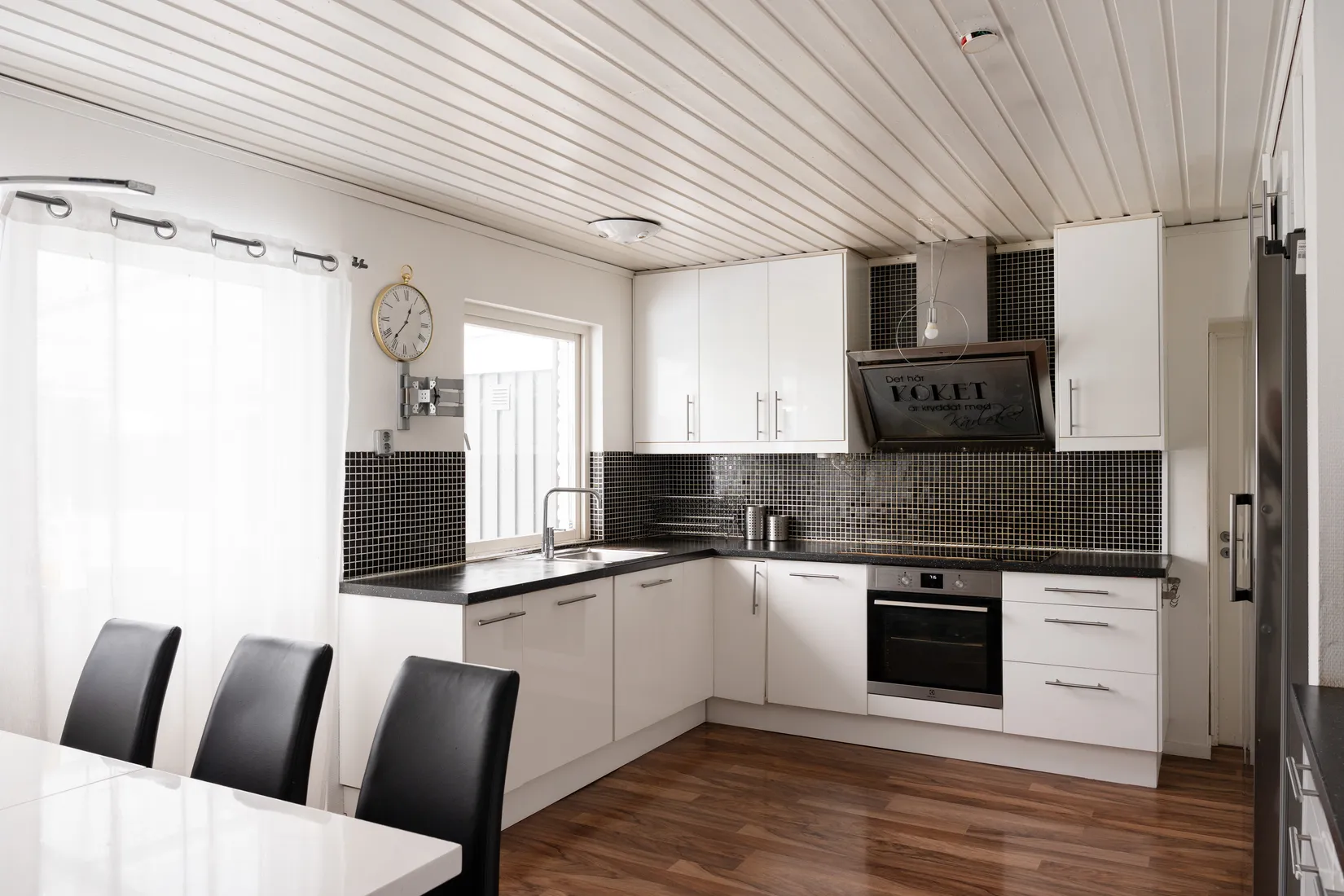 Villa, Tekoppsgatan 6, Skälby, Västerås