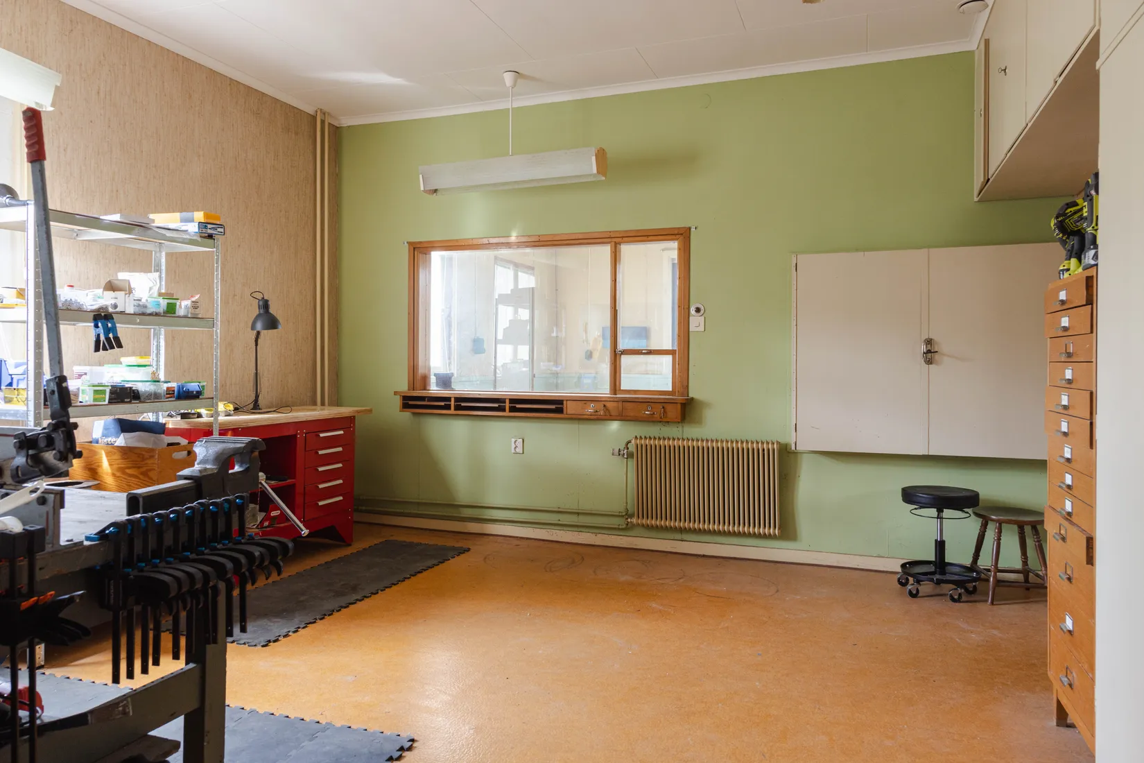 Villa, Banvaktsvägen 8, Eskilstuna