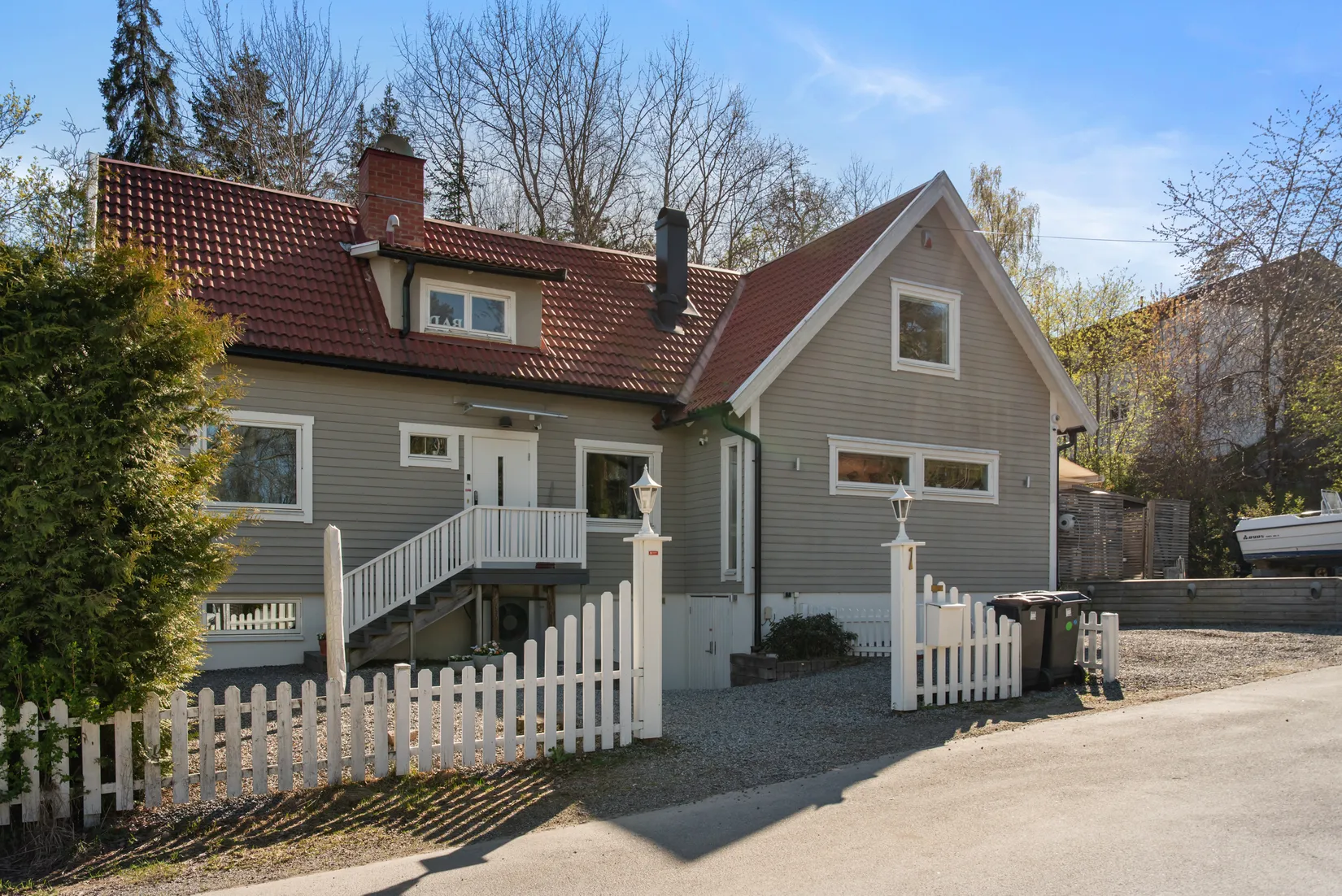 Villa, Tranbärsstigen 1, Roslags Näsby, Täby