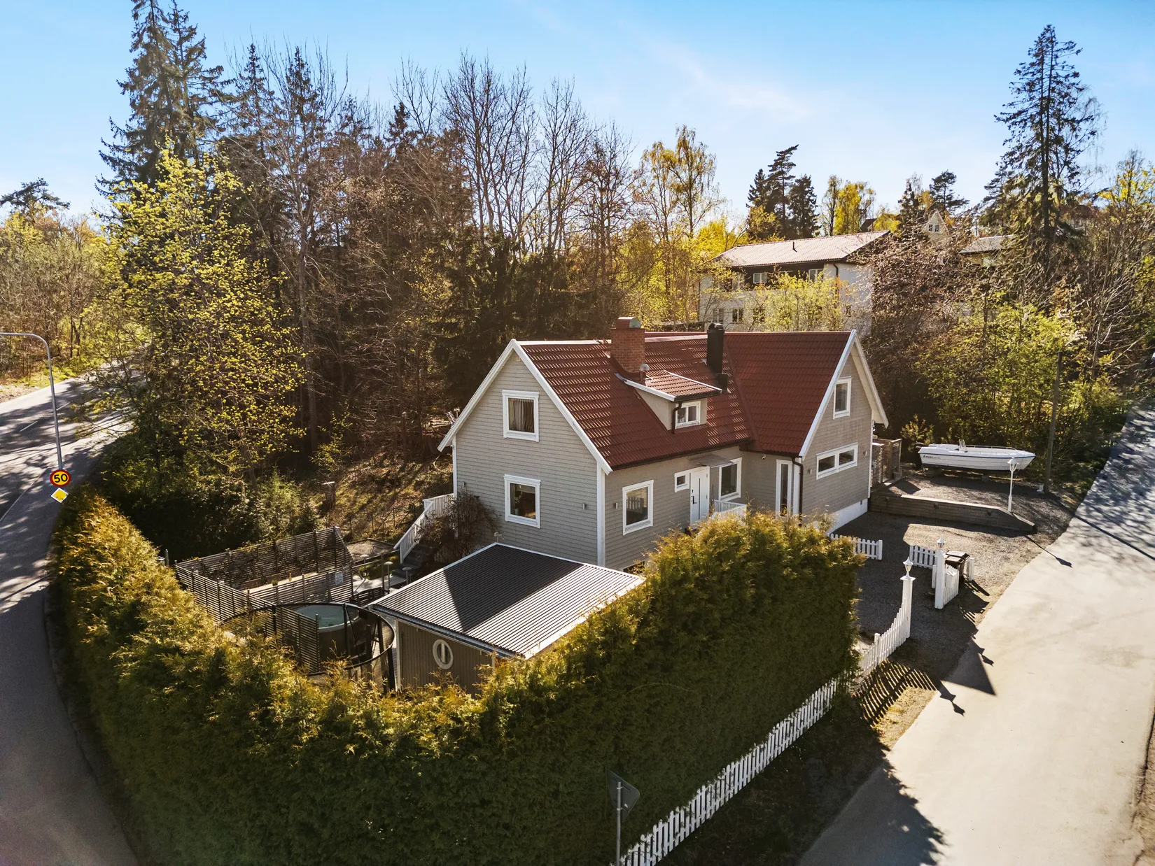 Villa, Tranbärsstigen 1, Roslags Näsby, Täby